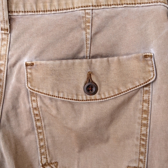 Levi's Pants - Picture 4 of 7